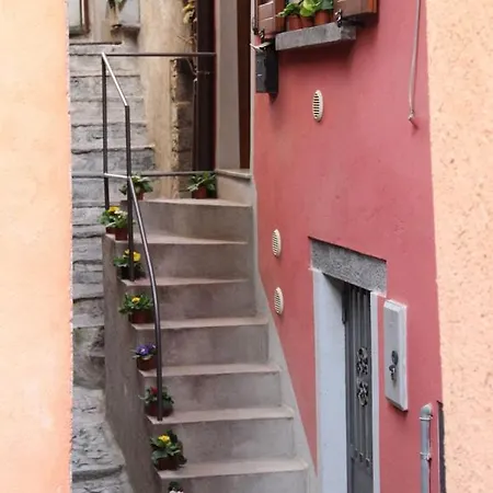 Casa Mina Lake Como 別荘 *